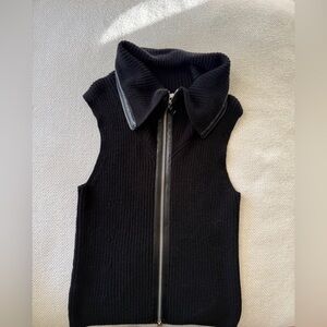 Per Se by Carlisle Knit Zip Up Black Vest